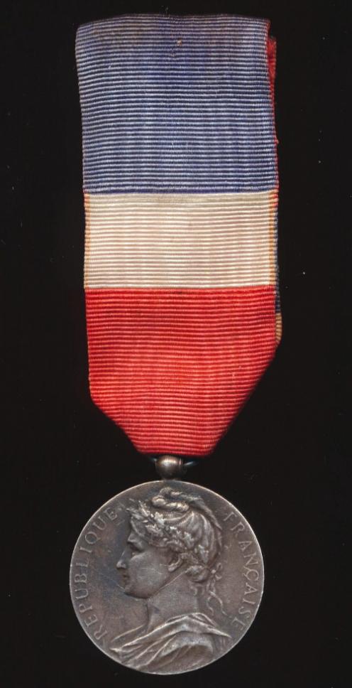 France: Medal of Honour for Labour. 1st issue, silver, named and dated 1950 (Medaille d'Honneur du Travail en argente, attribute en 1950)