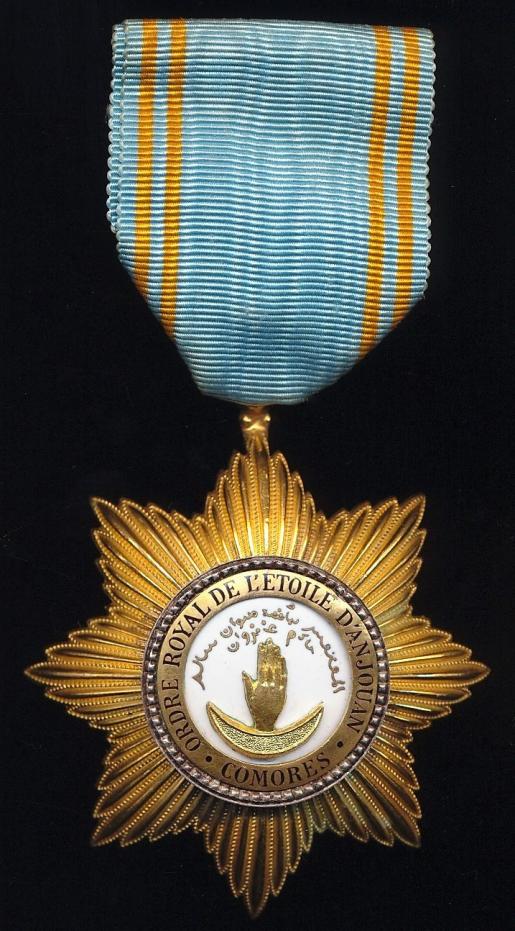 France (Colonial): Order of the Star of Anjouan 1896-1963 (Ordre de l'?toile d'Anjouan 1896-1963). 5th Class 'Chevaliers' gilt and enamel breast badge