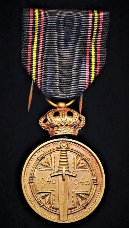 Belgium: Prisoner of War Medal 1940-1945 (Medaille du Prisonnier de Guerre 1940-1945 / Krijgsgevangenenmedaille 1940-1945)