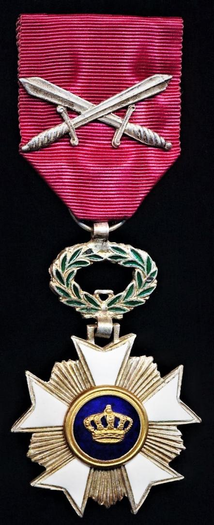 Belgium: Order of the Crown (Ordre de la Couronne, Chevalier / Kroonorde, Chevalier). 5th Class 'Chevalier' breast badge, with silvered 'Swords' emblem