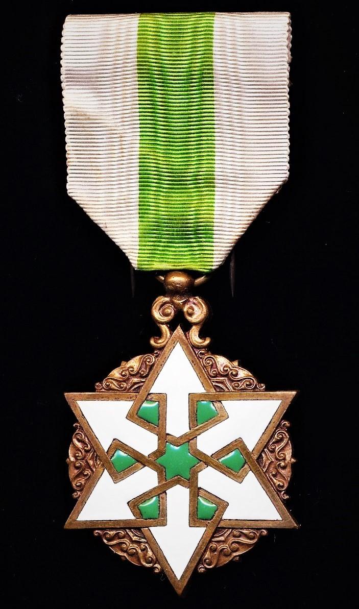 Syria (French Colonial Mandate Territory): Honour Medal of Syrian Merit. 4th Class. Bronze and enamel breast badge