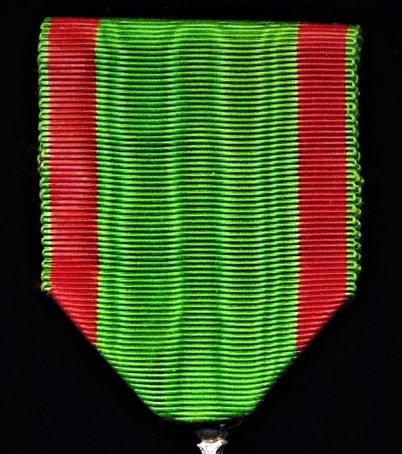 France: Order of Agricultural Merit. (Ordre Du Merite Agricole). 3rd Class 'Knight' gilt and enamel breast badge