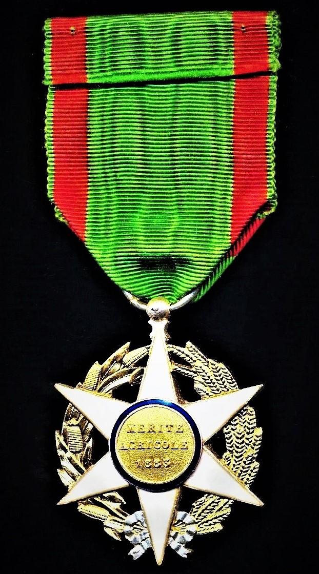 France: Order of Agricultural Merit. (Ordre Du Merite Agricole). 3rd Class 'Knight' gilt and enamel breast badge