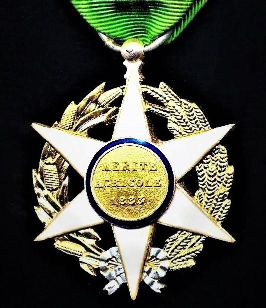 France: Order of Agricultural Merit. (Ordre Du Merite Agricole). 3rd Class 'Knight' gilt and enamel breast badge