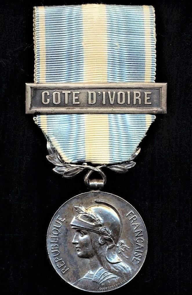 France: Colonial Medal (Medaille Coloniale). 1st type Paris Mint 'Premier Type' medal with bi-face wreath suspension. With 1 x clasp (agrafe) 'Cote D'Ivoire'
