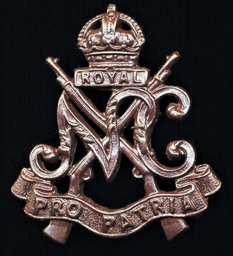 Union of South Africa: Royal Natal Carbineers. Kings crown Officers Service Dress bronze collar badge