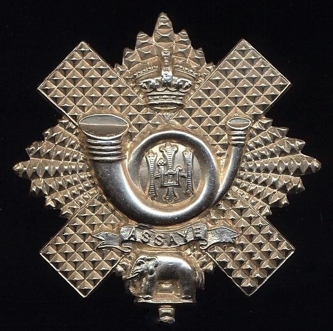 Highland Light Infantry. Victorian Crown. White-metal Glengarry badge
