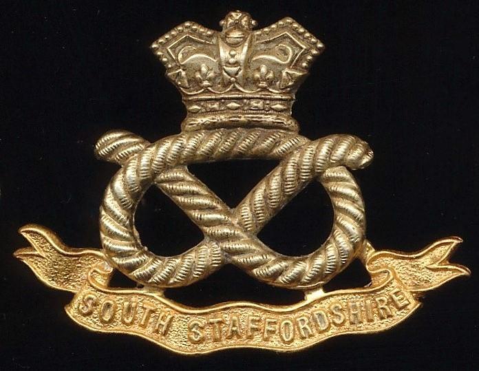 South Staffordshire Regiment. Queen Victoria crown bi-metal cap badge