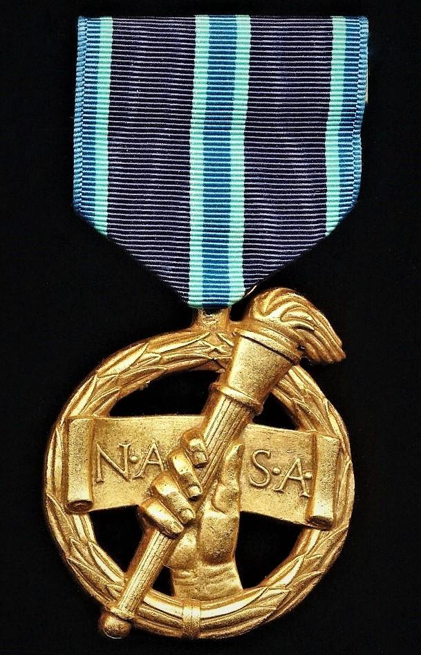 United States: National Aeronautics and Space Administration (NASA) 'Outstanding Leadership Medal'