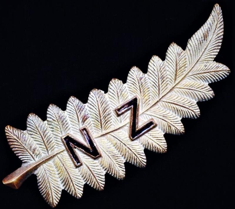 New Zealand Expeditionary Corps / New Zealand Air Force: World Wars 1914-1945 'Sweetheart' brooch