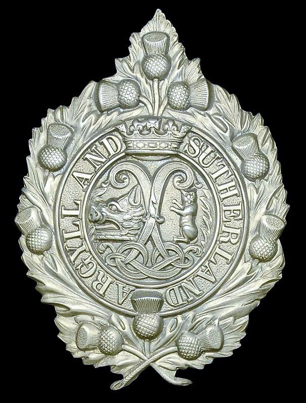 Argyll & Sutherland Highlanders: White metal 'Glengarry Badge', with non voided centre & the Wild Cat with 'tail down' 1904-1952