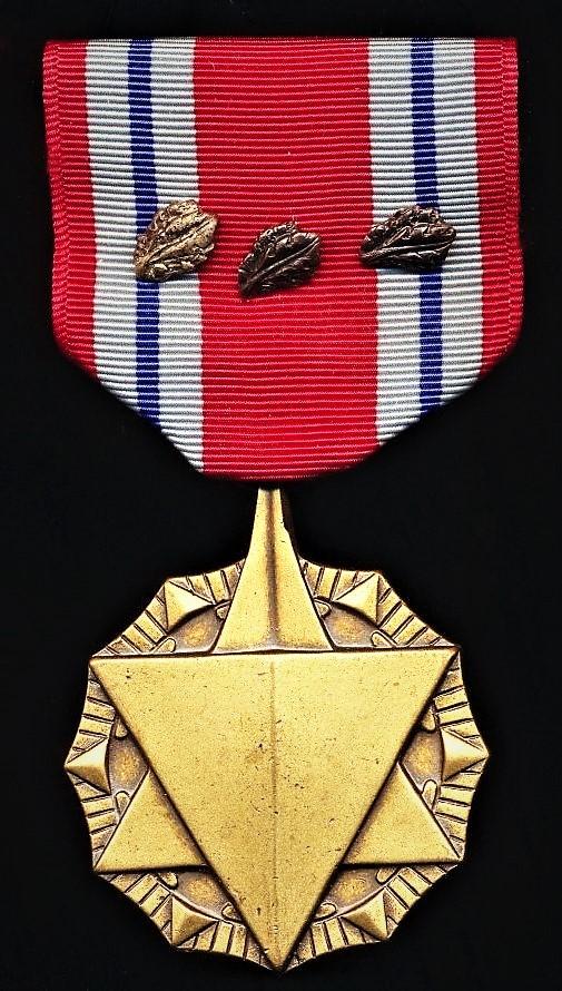 United States: Air Force Combat Readiness Medal. With 'Silver Oakleaf Cluster' & '2 x 'Bronze Oakleaf Clusters'