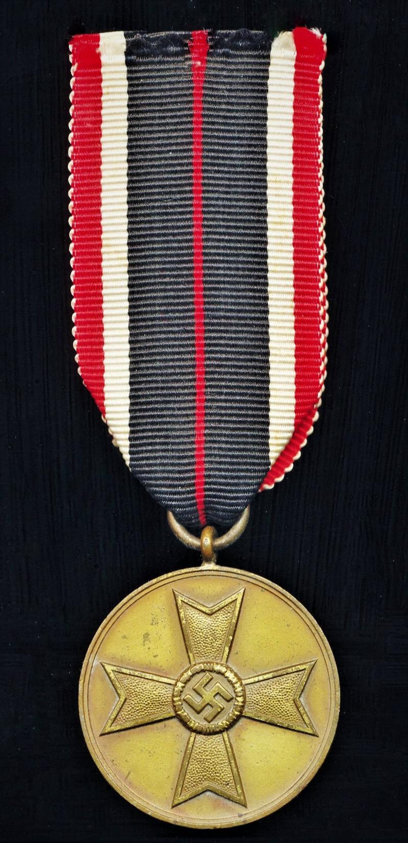 Germany (Third Reich): War Merit Medal (Kriegsverdienstmedaille)