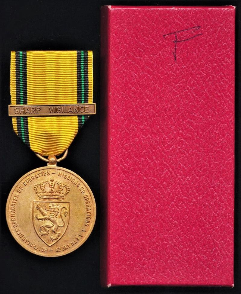 Belgium: The Commemorative Medal for Foreign Missions or Operations (La Medaille Commemorative pour Missions ou Operations l'Etranger). With clasp 'Sharp Vigilance'