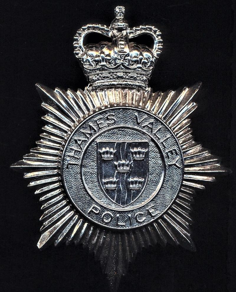 British Police: Thames Valley Police.  EIIR Queen's Crown 'Helmet' plate