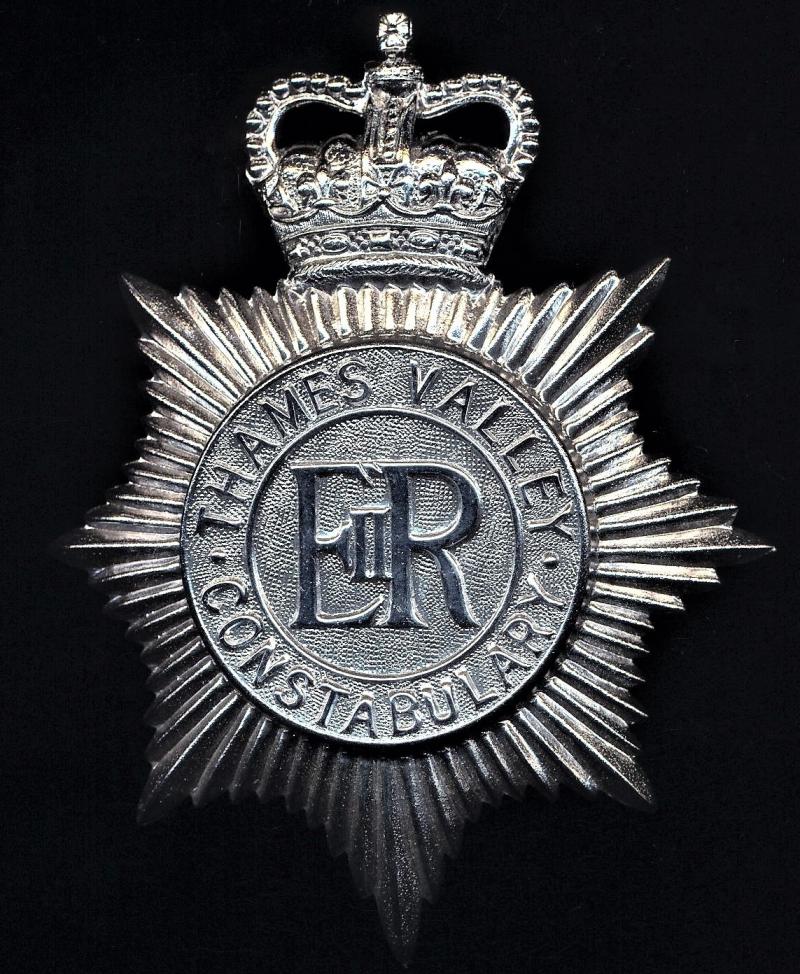 British Police: Thames Valley Constabulary.  EIIR Queen's Crown 'Helmet' plate