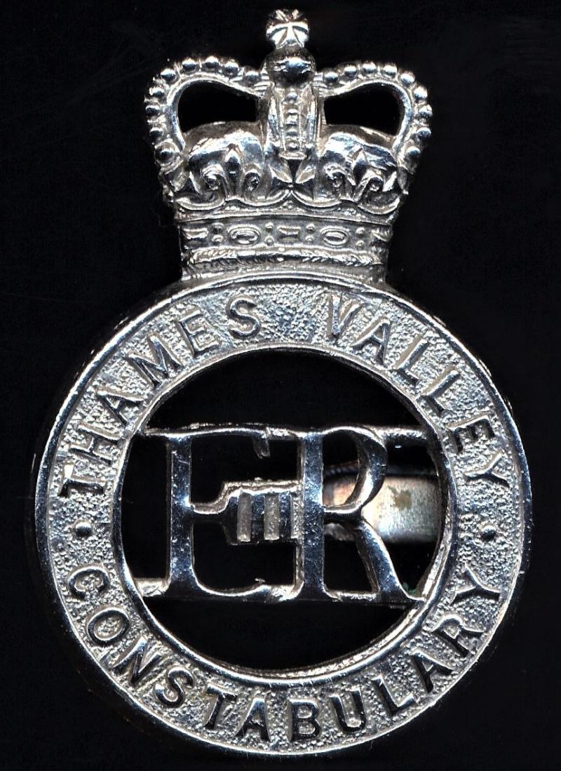 British Police: Thames Valley Constabulary. EIIR Queen's Crown cap badge