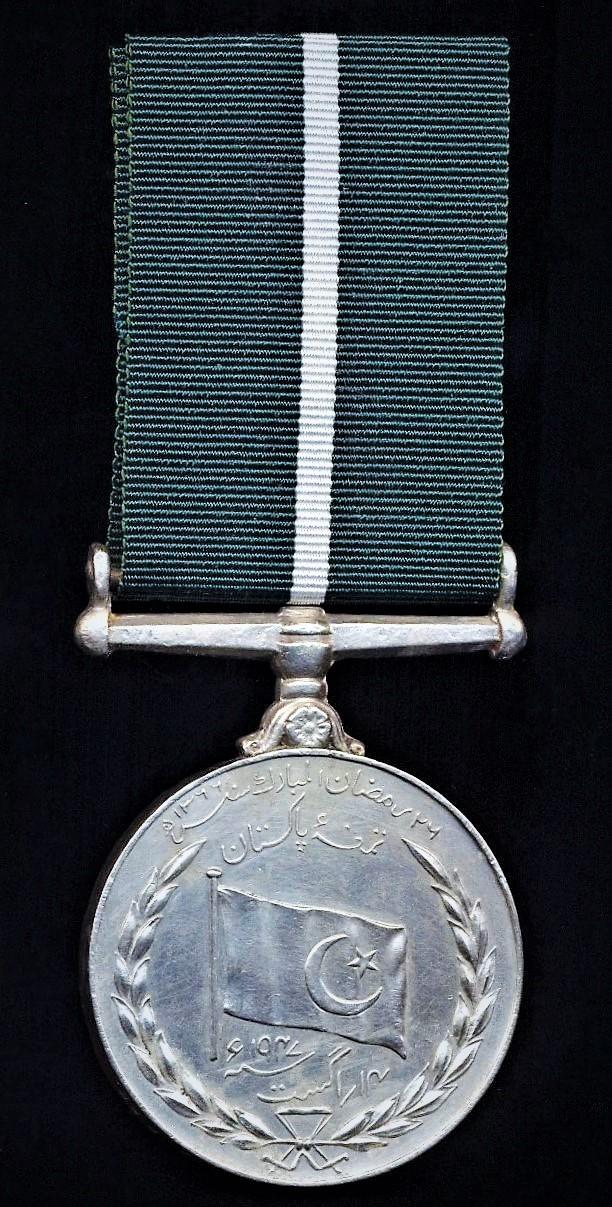 Pakistan (Dominion): Independence Medal 1947 (90220 Spr Abdul Aziz R.P.E.)