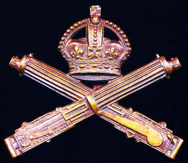 Machine Gun Corps: Officer's Kings Crown' Bronze OSD cap badge, circa 1914-1922