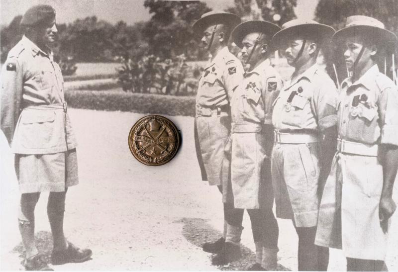 India Overseas Service Badge 1939-45