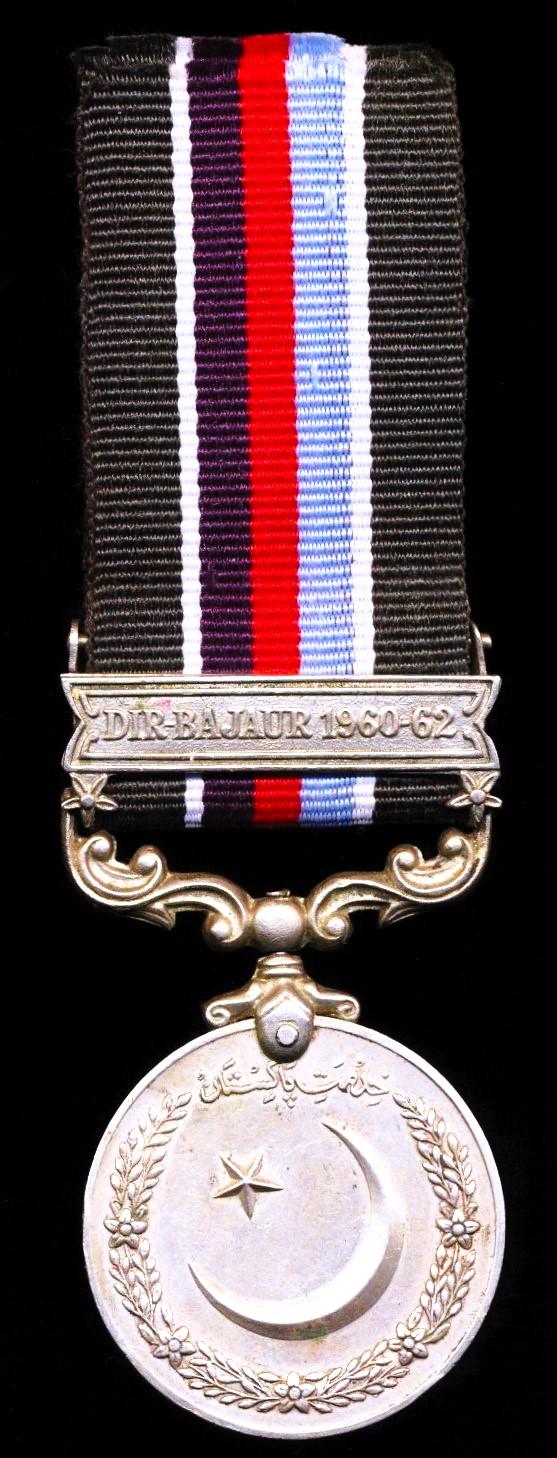 Pakistan (Republic): General Service Medal  (Tamgha-i-Diffa 1947) with clasp 'Dir Bajaur 1960-62'