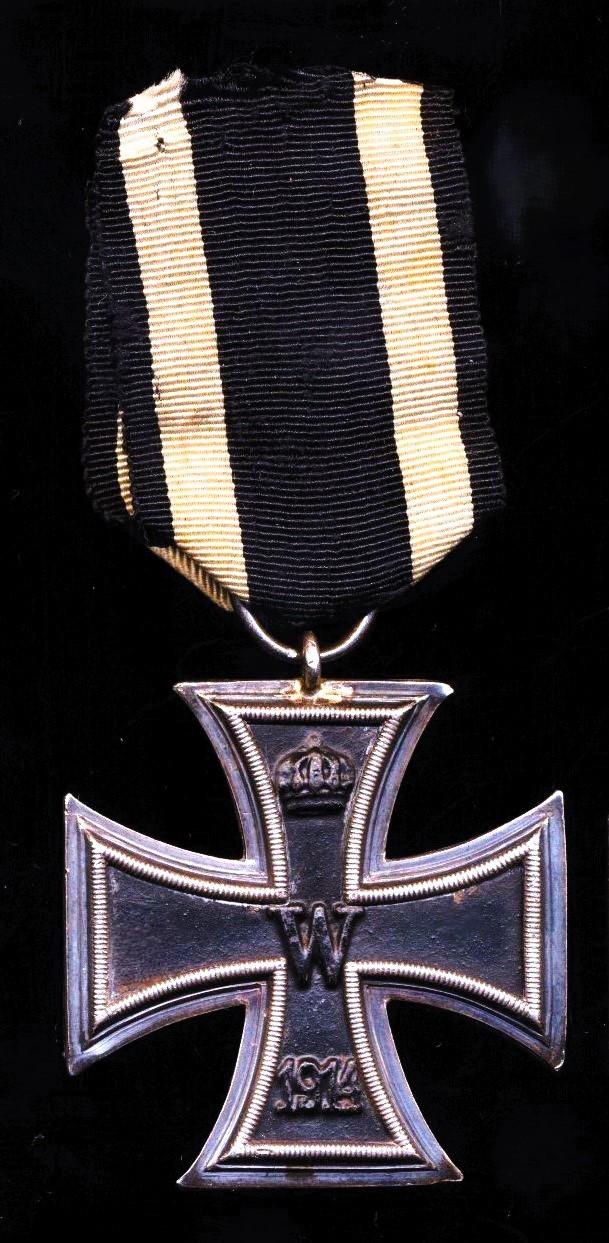 Germany (Imperial): Iron Cross 1914. Second Class (EK2) breast badge. With makers mark