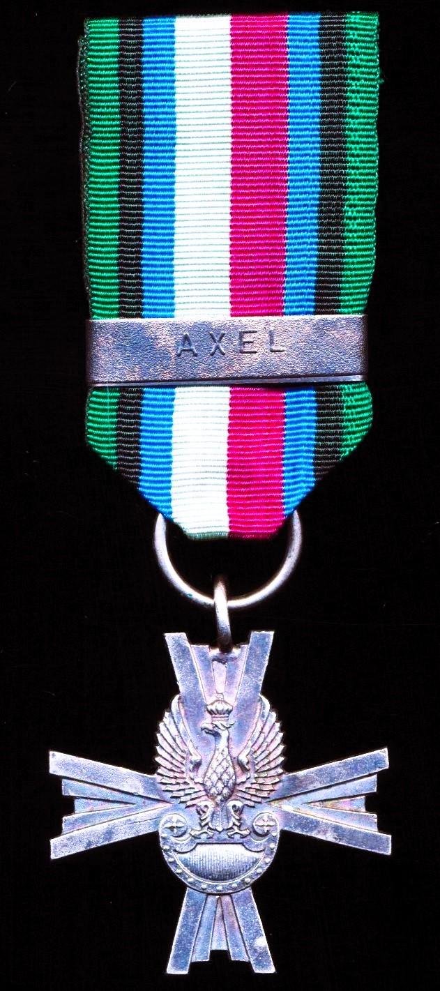 Poland (Republic): The Cross of Combat Action of the Polish Armed Forces in the West. 2nd type issue. With clasp 'Axel'