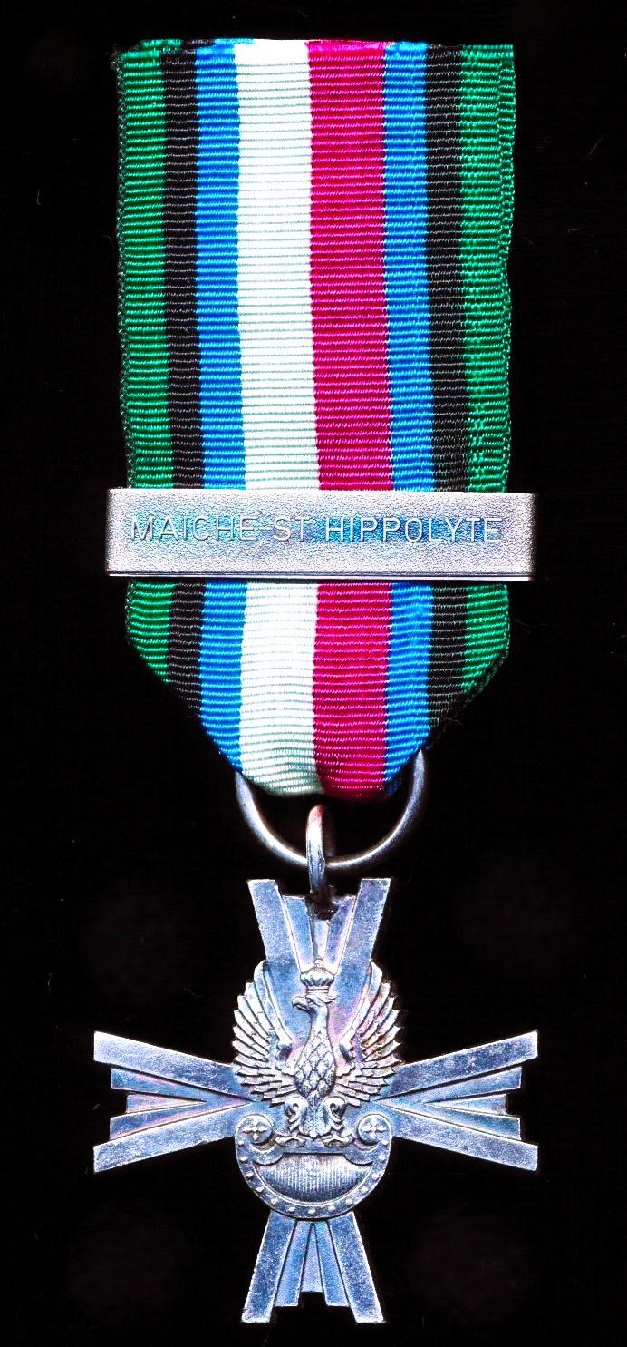 Poland (Republic): The Cross of Combat Action of the Polish Armed Forces in the West. 2nd type issue medal (with larger plain ring suspension), and clasp 'Maiche-St.Hippolyte'