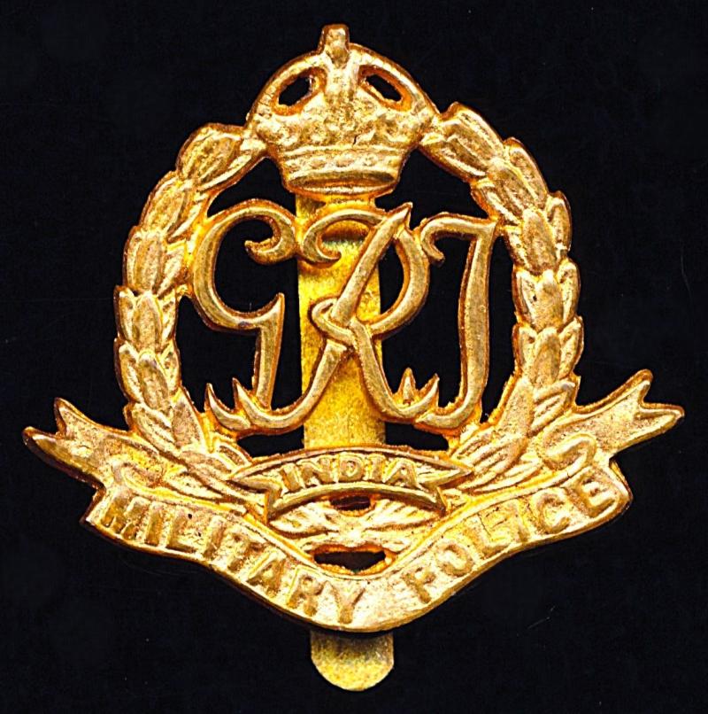 British India: Corps of Indian Military Police. King's Crown. Gilding metal die-cast cap badge. 1942-47