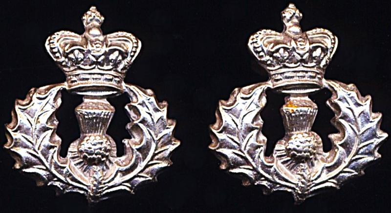 Queen's Own Cameron Highlanders: Pair of white metal collar badges, with Victorian Crown. Circa 1882-1901