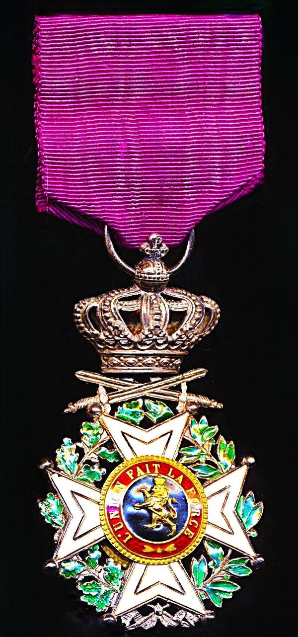 Belgium: Order of Leopold (Ordre de Leopold / Orde van Leopold). Military 'Swords' suspension. 5th Class 'Chevalier' breast badge with uni-lingual 'French' language obverse