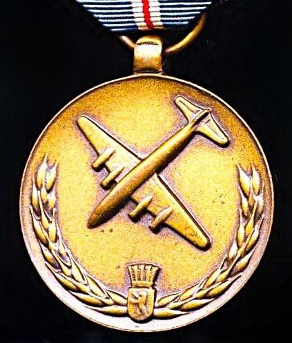 United States: Medal for Humane Action (Berlin Airlift 1949)