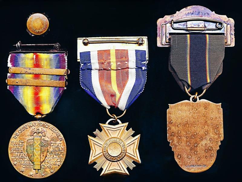 United States: An American Gunner's Positively Attributed Great War era Medal group of 3 together with Identity Discs: Edward David Randall, 3rd Field Artillery Regiment, 6th Infantry Division, American Expeditionary Force