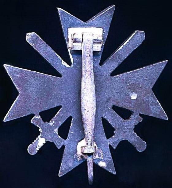 Germany (Third Reich): War Merit Cross (Kriegsverdienstkreuz). 1st Class breast badge. With swords. Maker marks for 'Wilhelm Deumer'