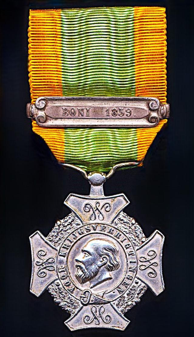 Netherlands Expeditions Cross (Expeditie-Kruis). 1st Type Portrait Obverse. With 1 x clasp (or 'Gespen') 'Boni 1859'