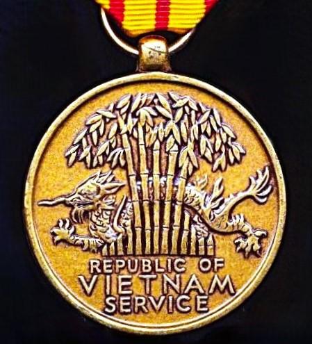 United States: Vietnam Service Medal. With 'Bronze Arrowhead' device 2 x Silver Stars & 1 x Bronze Stars on riband