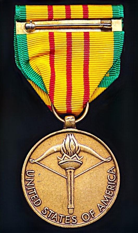 United States: Vietnam Service Medal. With 'Bronze Arrowhead' device 2 x Silver Stars & 1 x Bronze Stars on riband