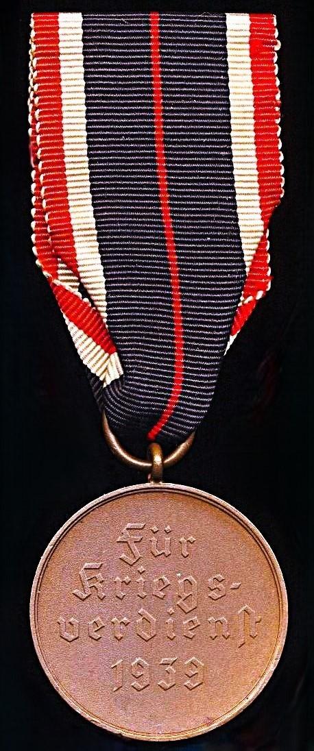 Germany (Third Reich): War Merit Medal (Kriegsverdienstmedaille)