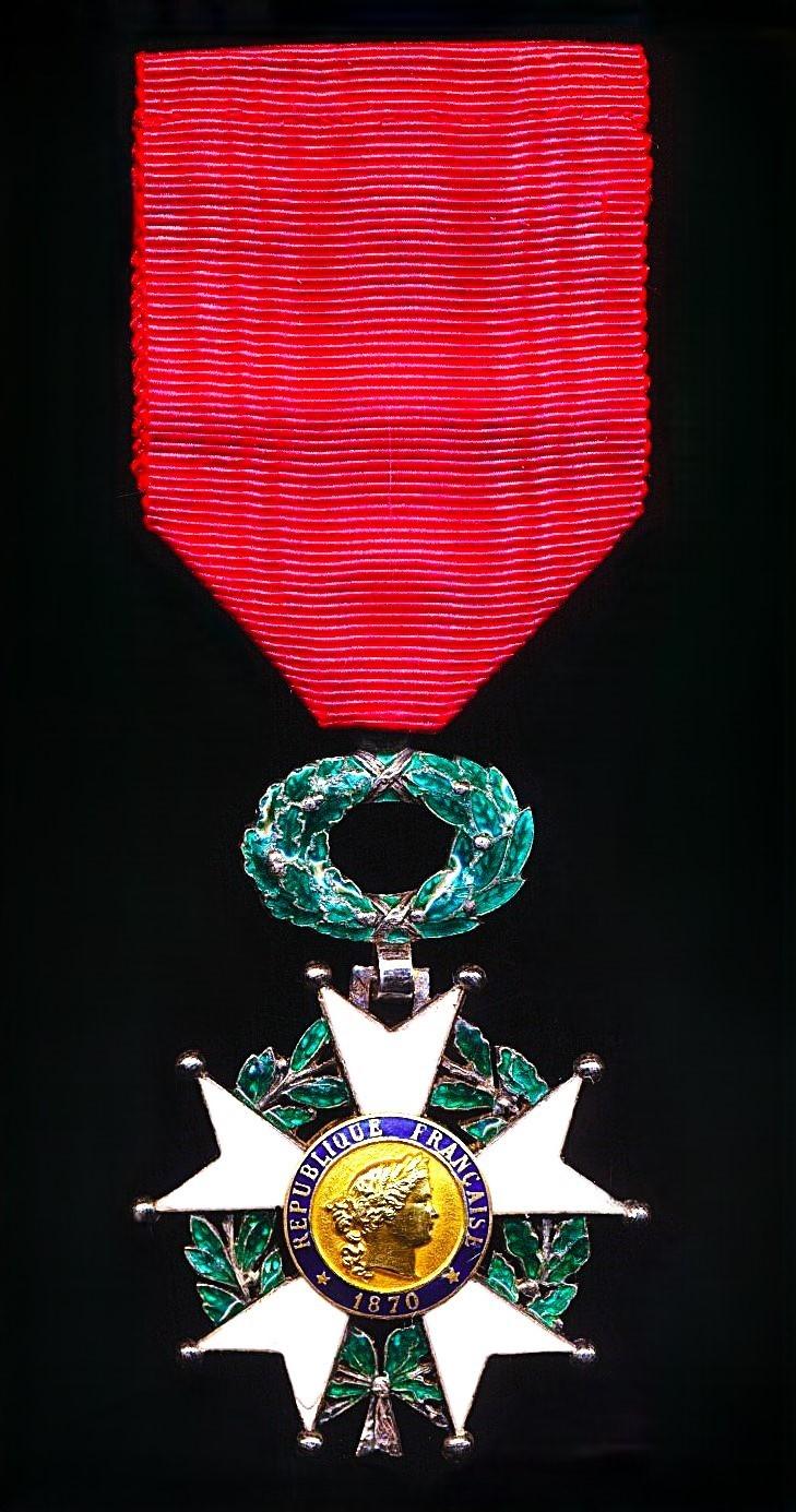 France: Legion of Honour (La Legion D'Honneur). 5th Class 'Chevalier' (Knight) breast badge in silver, gilt & enamel. An award of the 3rd Republic (circa 1870-1940). With dated '1870' obverse