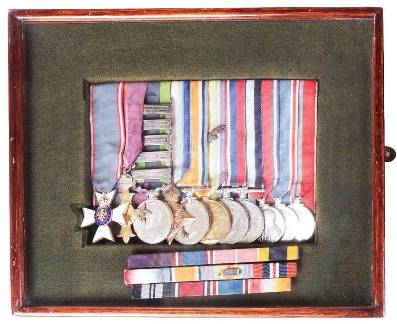 Custom made 1950's 'empty' Medals wooden glazed display case. Suitable for displaying 9-11 overlapping full-size medals 
