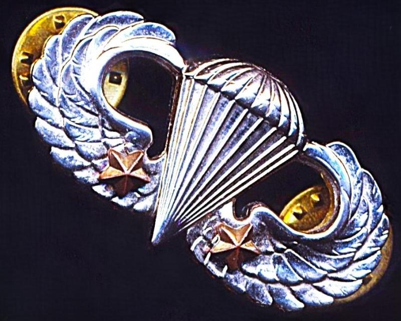 United States Army: Parachutist Badge. White metal 'Jump Wings' with 2 x bronze 'Combat Assault Stars' maker marked regulation size