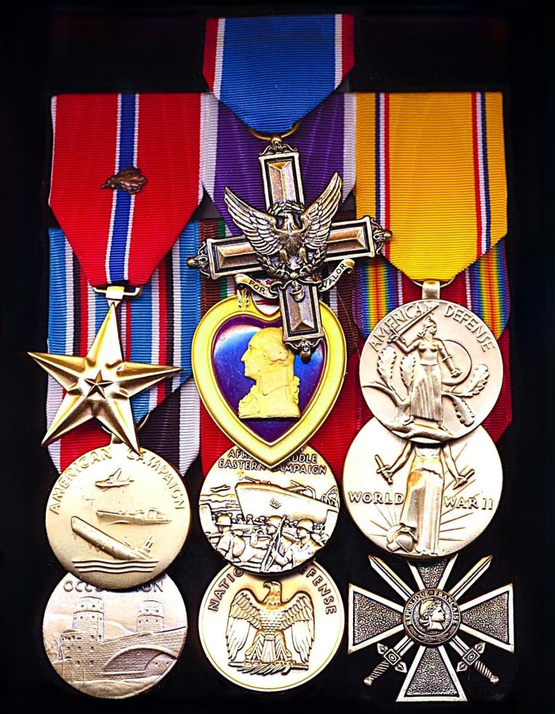 United States Army: An impressive 'Officer'mounted Second World War & Cold War era medal group of 10