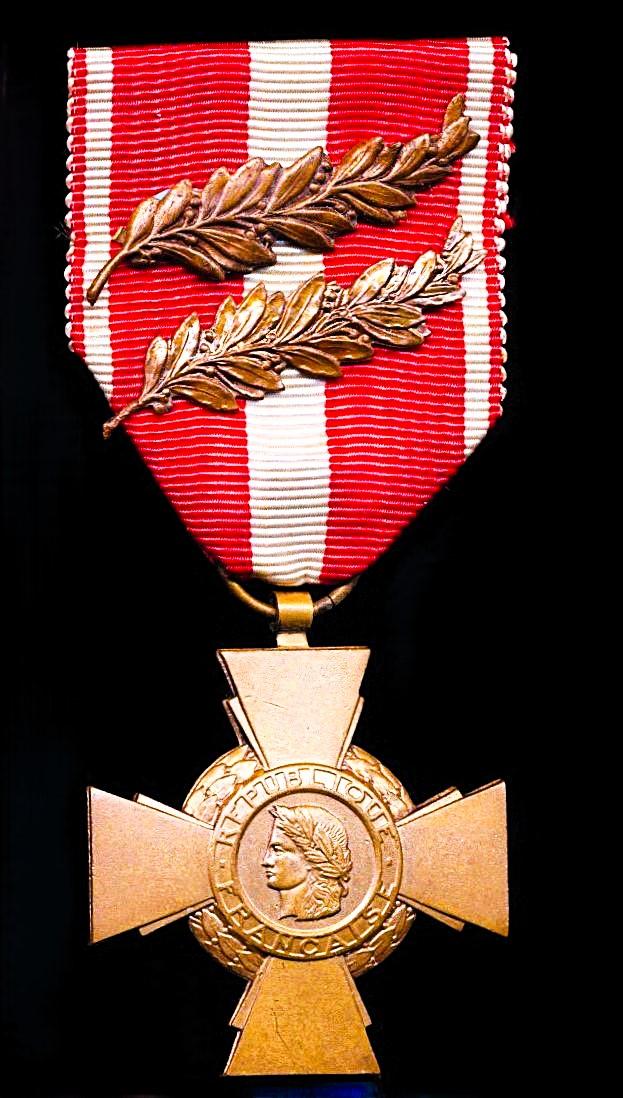 France: Cross of Military Valour (Croix De La Valeur Militaire). With 2 x 'Citation' emblems, of 2 x 'Bronze Palms' on riband