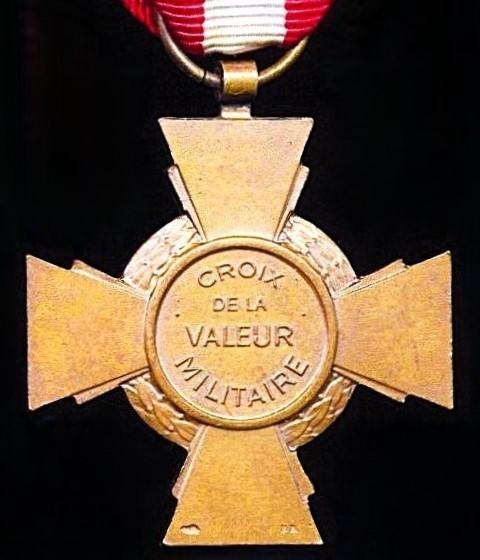 France: Cross of Military Valour (Croix De La Valeur Militaire). With 2 x 'Citation' emblems, of 2 x 'Bronze Palms' on riband