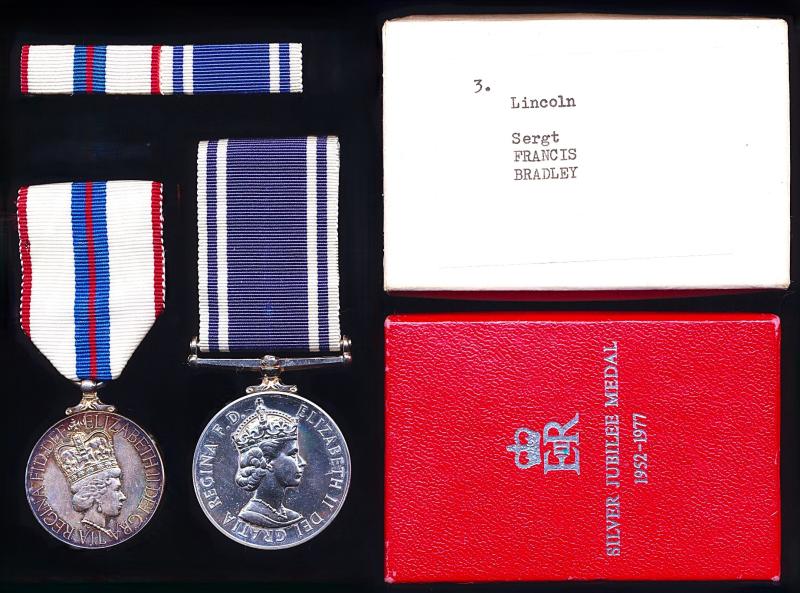 A Scunthorpe/ Sleaford Lincolnshire / Humberside Detective Sergeants Royal Commemorative & Police Long Service Medal pair: Detective-Sergeant Francis 'Frank' Bradley, Humberside Police late Lincolnshire Constabulary